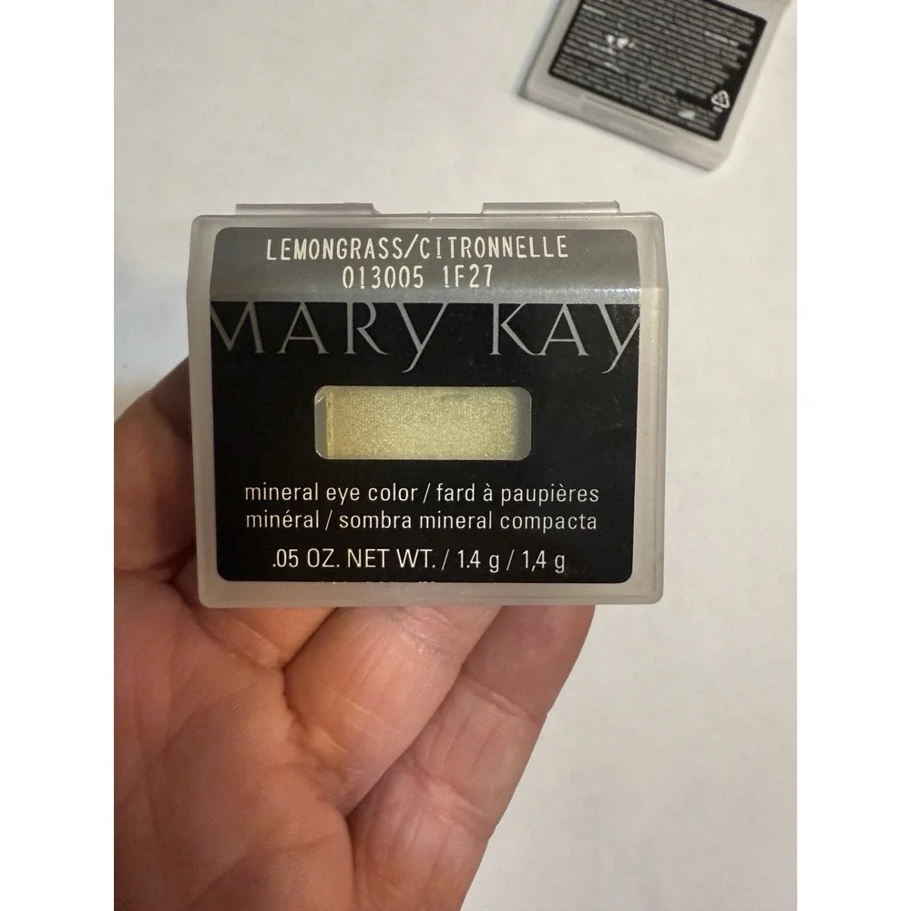 Lot of 9 Mary Kay‎ Mineral Eye Color Eye Shadow .05 oz Brand New DISCONTINUED